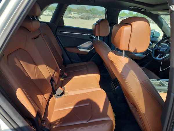 2021 AUDI Q3