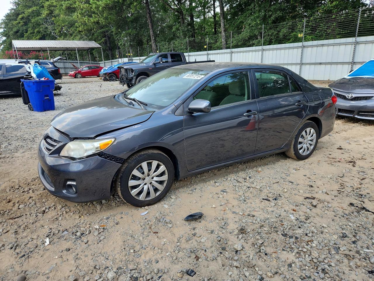 2013 TOYOTA COROLLA