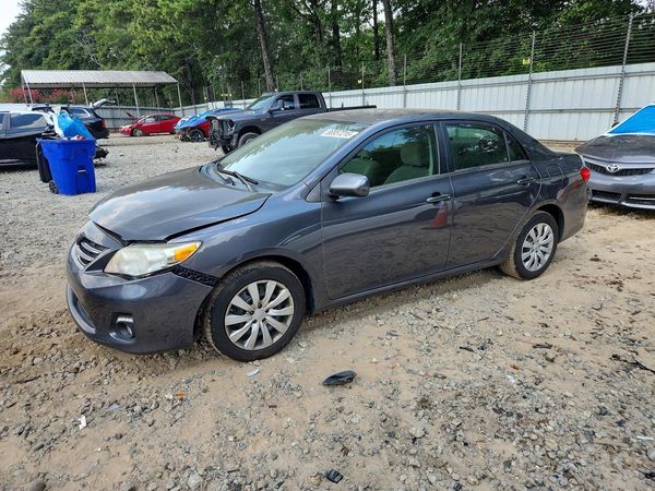 2013 TOYOTA COROLLA