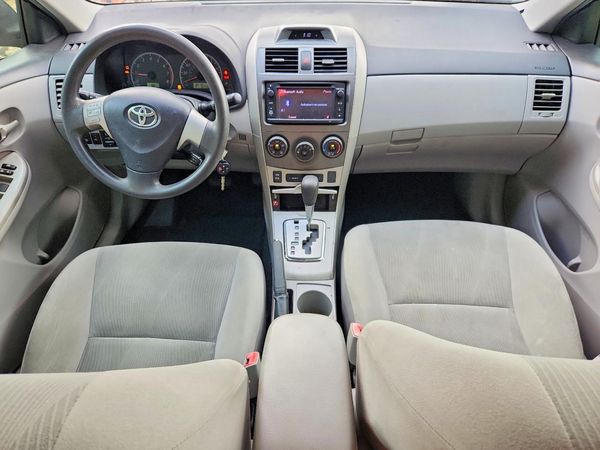 2013 TOYOTA COROLLA