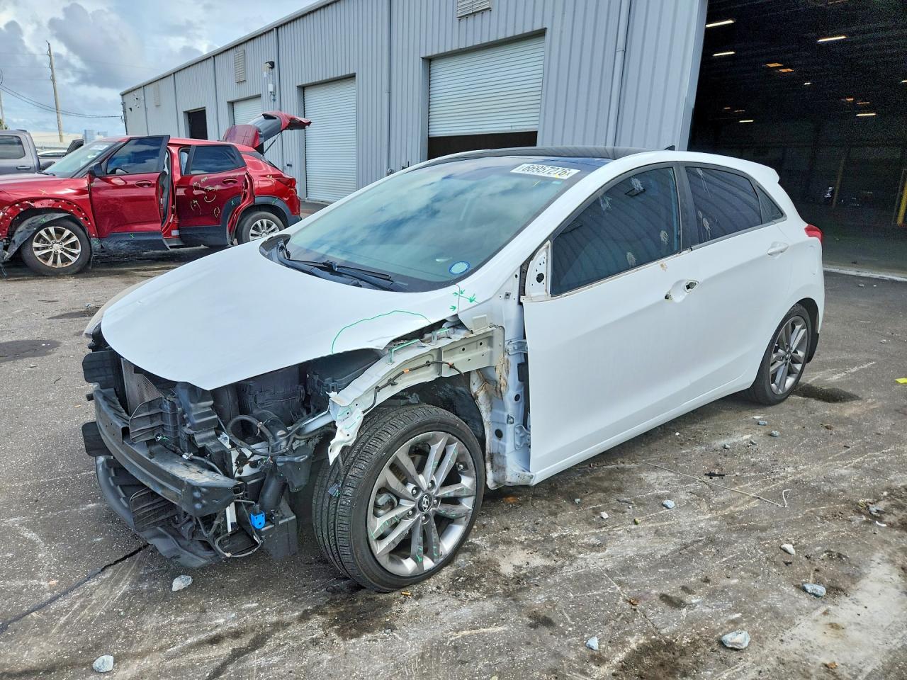 2016 HYUNDAI ELANTRA — Front 3/4