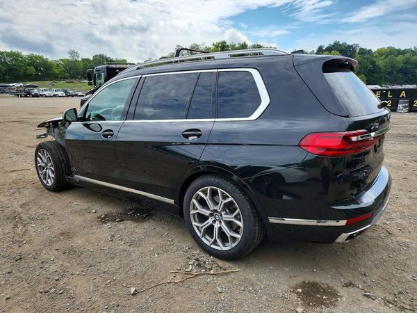 2021 BMW X7 xDrive40i