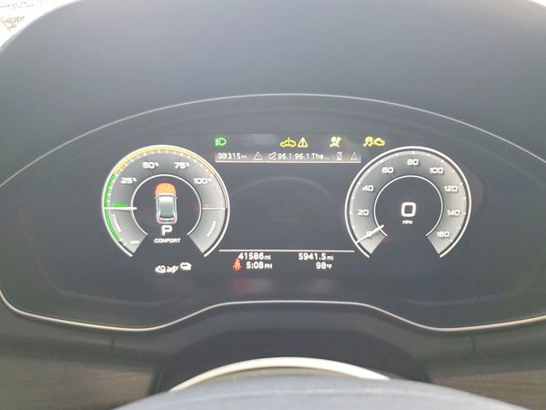 2021 AUDI Q5 E quattro Premium Plus
