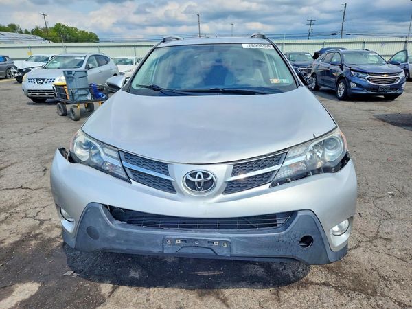 2015 TOYOTA RAV4 XLE (M Grade)