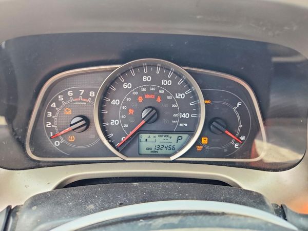 2015 TOYOTA RAV4 XLE (M Grade)