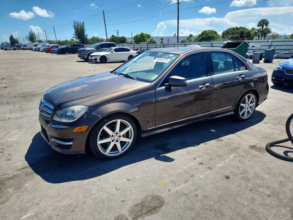 2013 MERCEDES-BENZ C