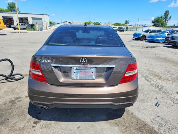 2013 MERCEDES-BENZ C C250