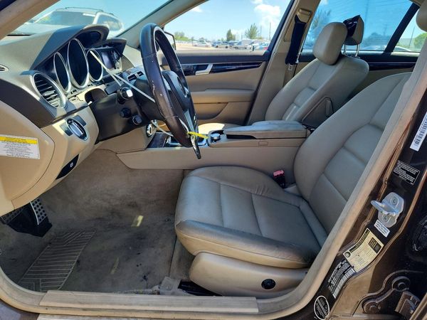2013 MERCEDES-BENZ C C250