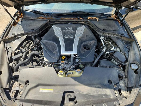 2018 INFINITI Q50 — Engine bay