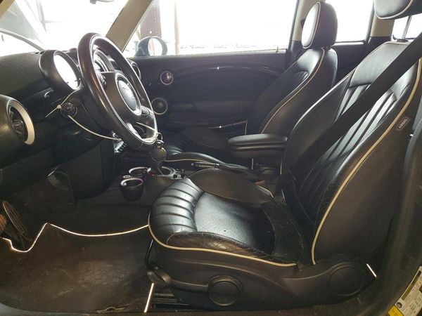 2012 MINI COOPER