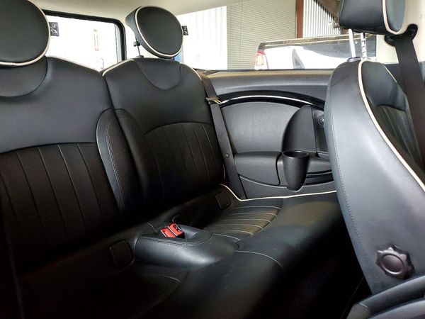 2012 MINI COOPER
