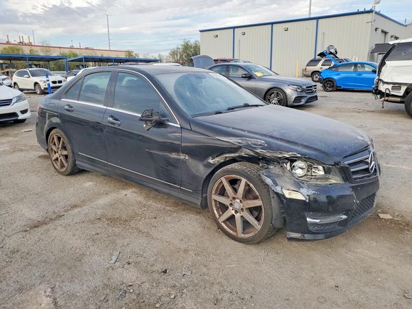 2014 MERCEDES-BENZ C
