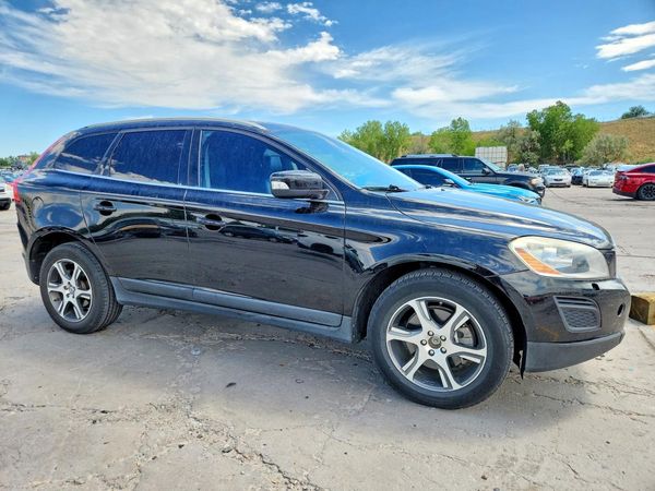 2013 VOLVO XC60