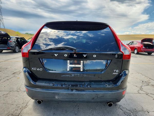 2013 VOLVO XC60