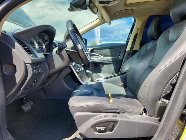2013 VOLVO XC60