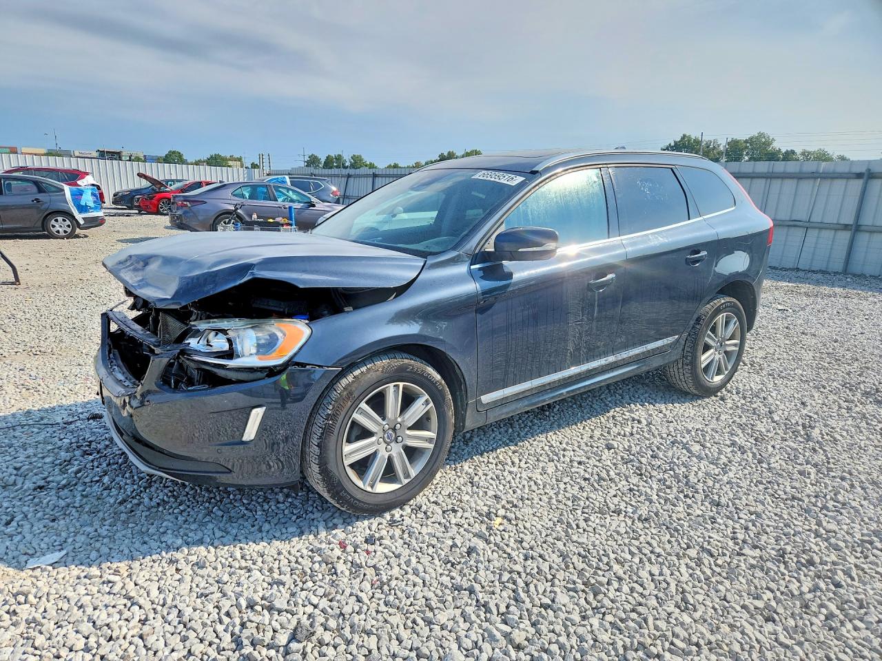 2016 VOLVO XC60