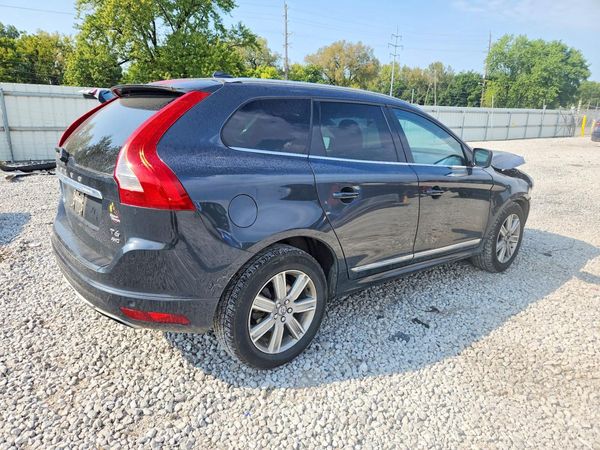 2016 VOLVO XC60