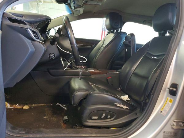 2013 CADILLAC XTS Luxury