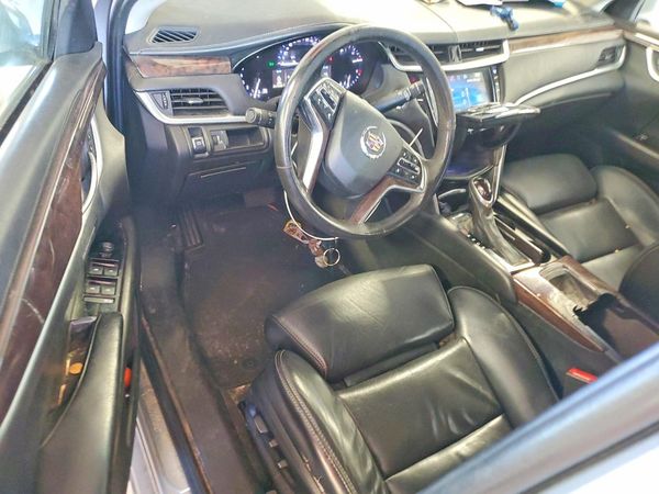 2013 CADILLAC XTS Luxury
