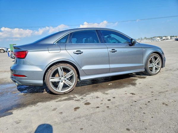 2017 AUDI A3 quattro Premium Plus