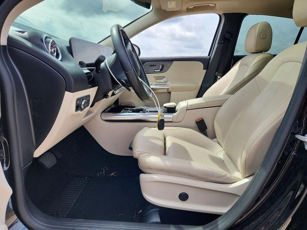 2021 MERCEDES-BENZ GLA