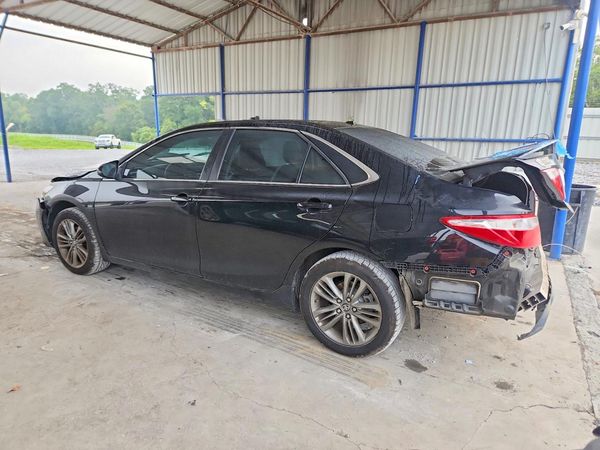 2017 TOYOTA CAMRY