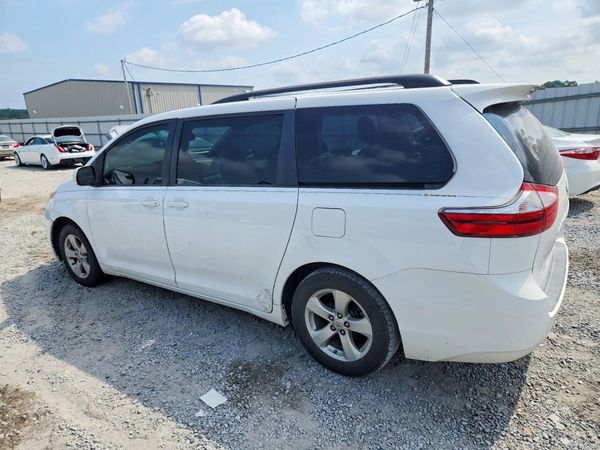 2015 TOYOTA SIENNA