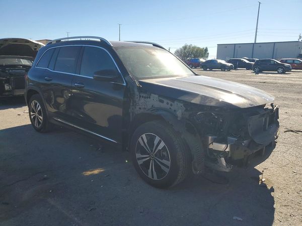 2025 MERCEDES-BENZ GLB GLB250