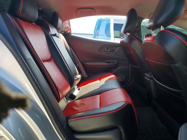 2024 TOYOTA PRIUS