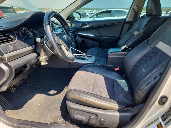 2014 TOYOTA CAMRY