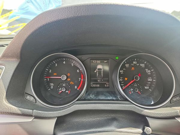 2017 VOLKSWAGEN PASSAT R-Line