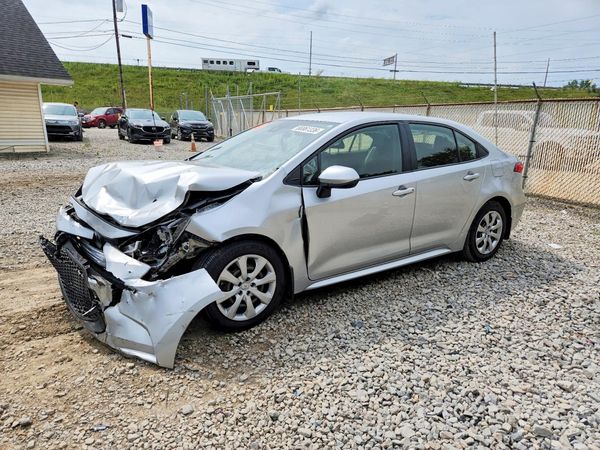 2020 TOYOTA COROLLA LE — Front 3/4