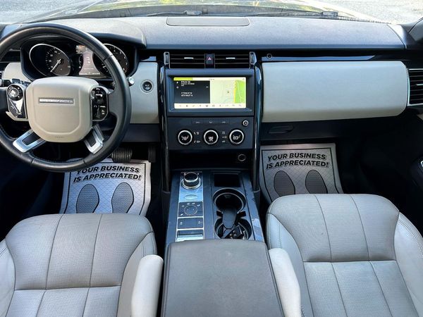2019 LAND ROVER DISCOVERY SE