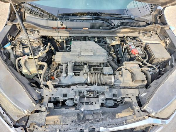 2019 HONDA CRV EX — Engine bay