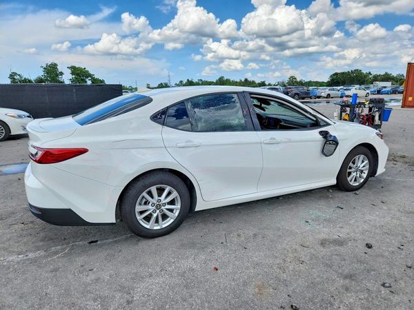 2025 TOYOTA CAMRY