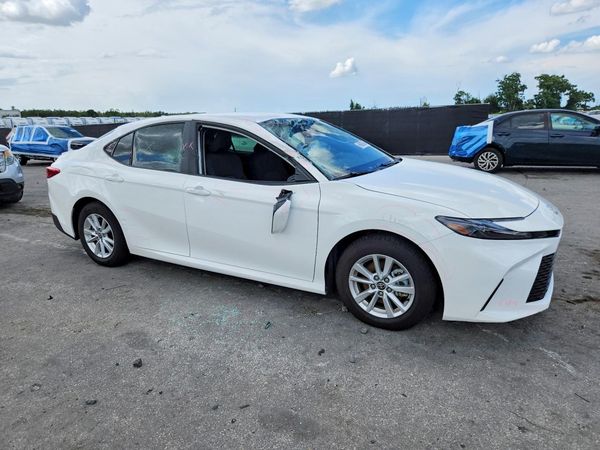 2025 TOYOTA CAMRY