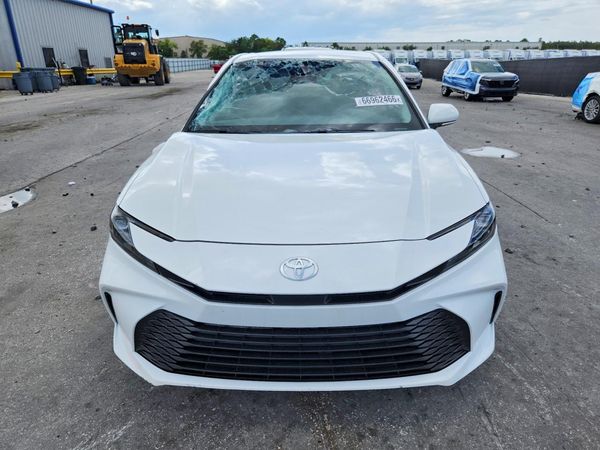 2025 TOYOTA CAMRY