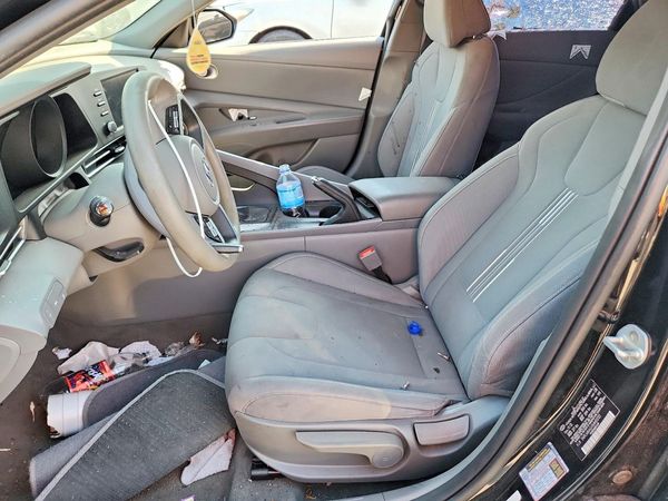 2021 HYUNDAI ELANTRA