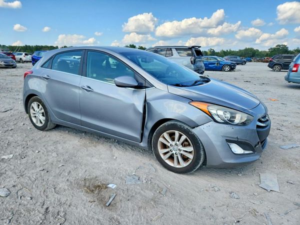 2013 HYUNDAI ELANTRA — Passenger 3/4