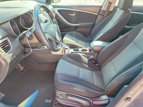 2013 HYUNDAI ELANTRA — DENT