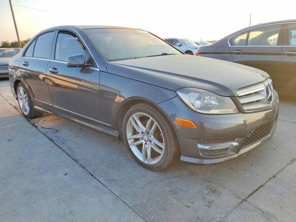 2013 MERCEDES-BENZ C C250