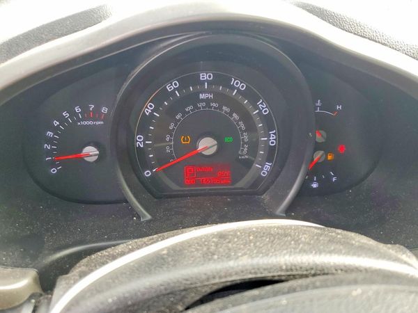 2014 KIA SPORTAGE LX