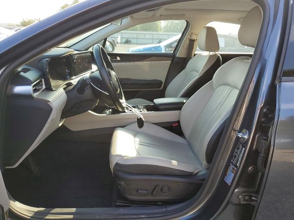 2021 KIA K5 EX