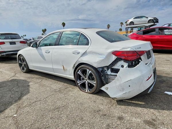 2025 MERCEDES-BENZ C C300