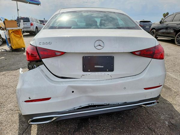 2025 MERCEDES-BENZ C C300