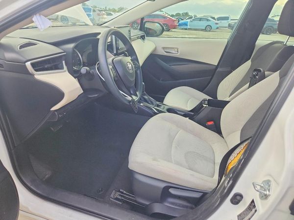 2021 TOYOTA COROLLA