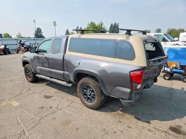 2022 TOYOTA TACOMA SR5