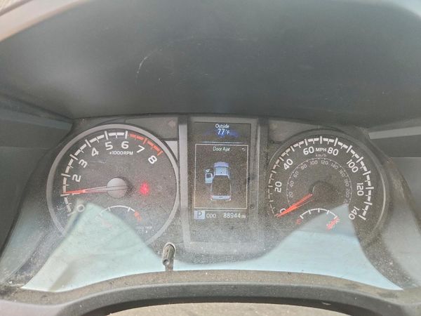2022 TOYOTA TACOMA SR5