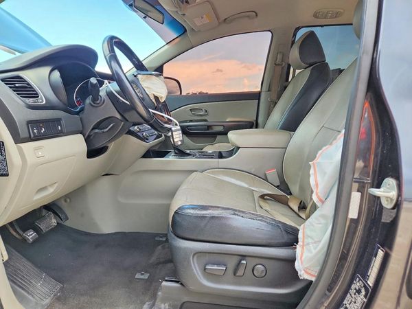 2019 KIA SEDONA