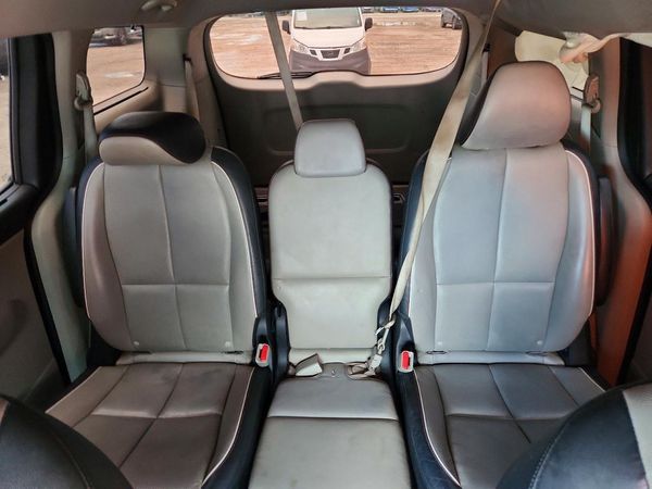 2019 KIA SEDONA
